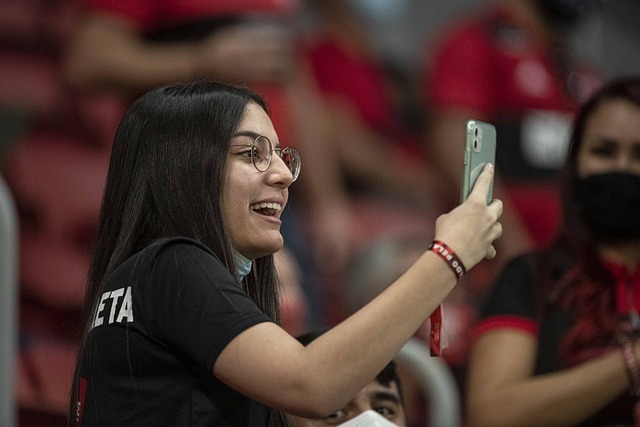 但卻是對巴 但卻是對巴